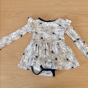 Kyte Baby LS Twirl bodysuit dress EUC 2T